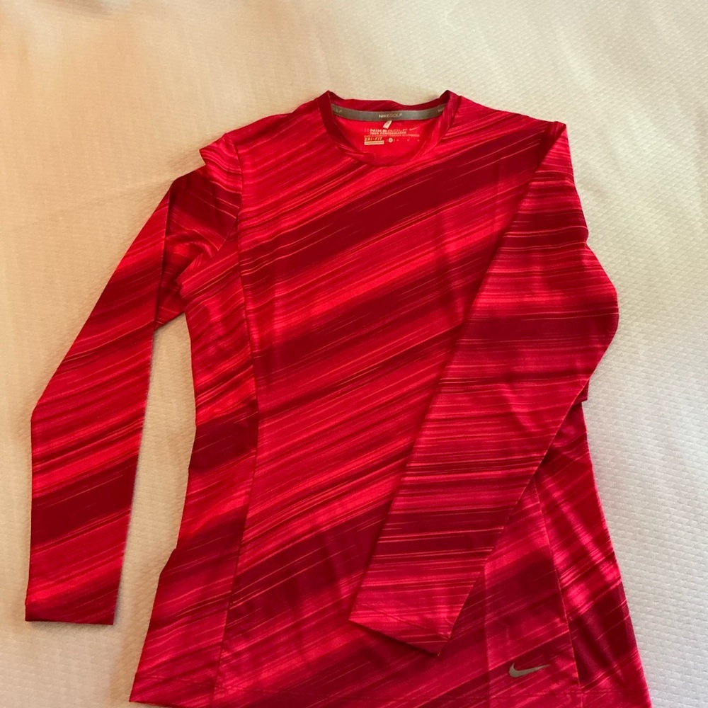 Women’s Nike Golf Tour Performance Dry-Fit Long Sleeve (NWOT)